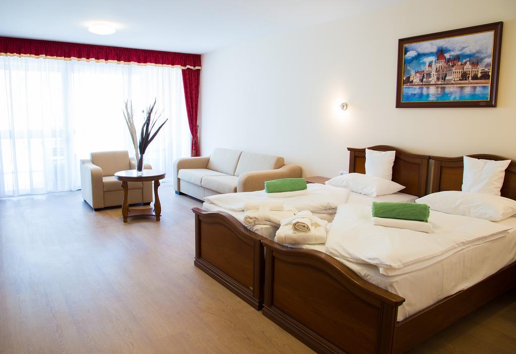 Luxury Hotel Siófok Cameră foto